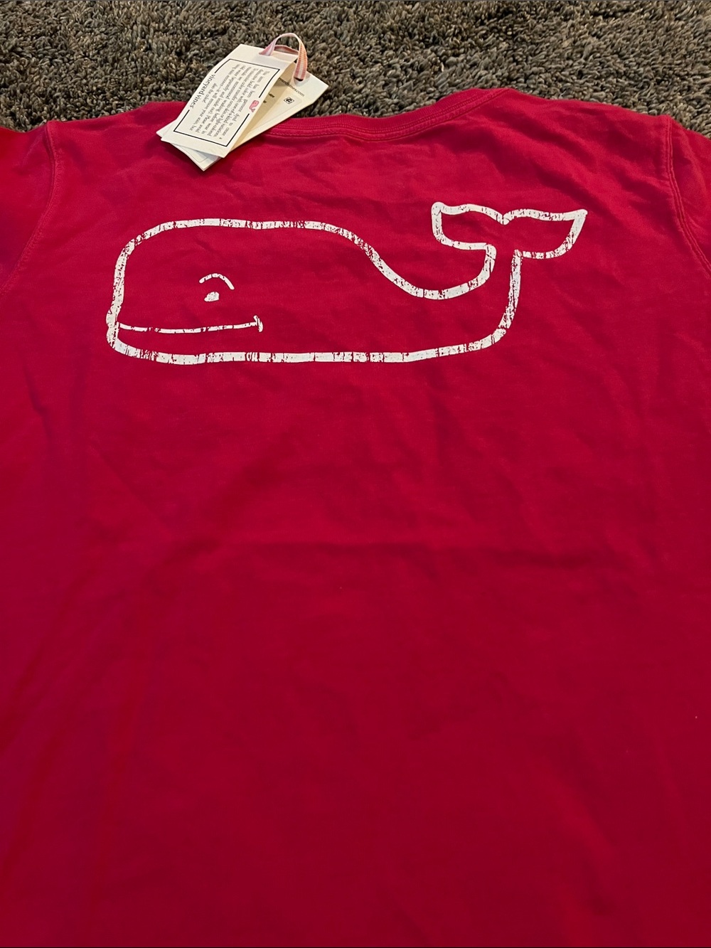 Vineyard Vines GIRLS CHARM dark PINK Tee with White Whale Graphic!  New!  Medium